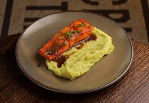 Salmon fillet in citrus marinade